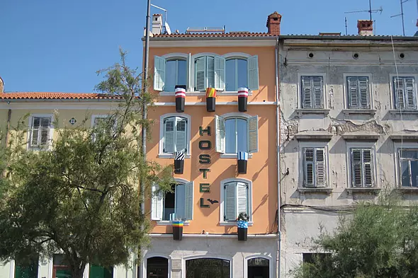 HostelsadvokrevetnimsobamaPula1