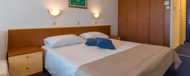 Hotelski-smještaj-sobe-Crikvenica