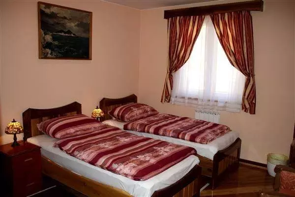 HoteluslugenajmasobaOsijek3 HoteluslugenajmasobaOsijek3