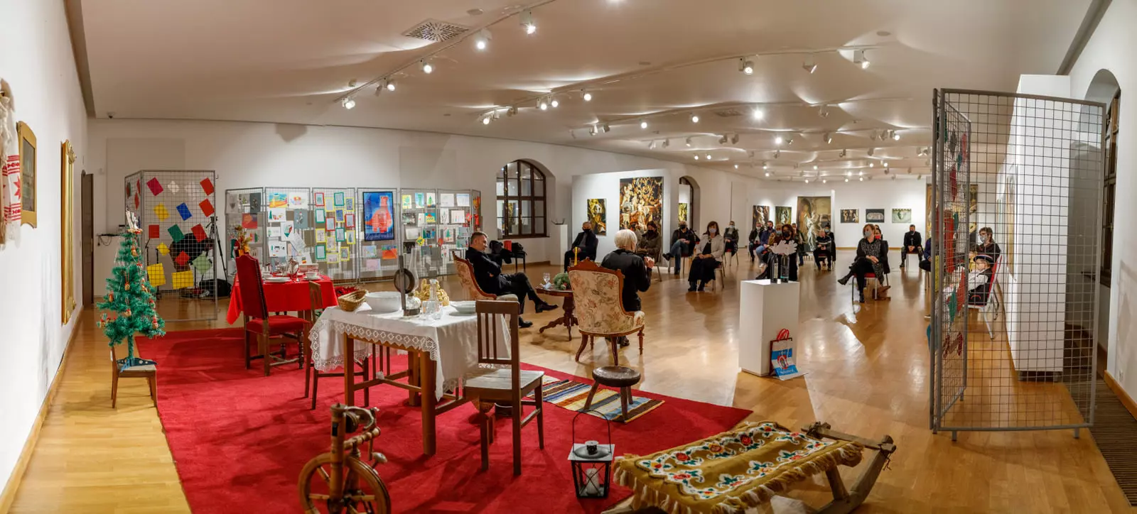 IzložbelikovneipovijesnezbirkeVukovar3 IzložbelikovneipovijesnezbirkeVukovar3