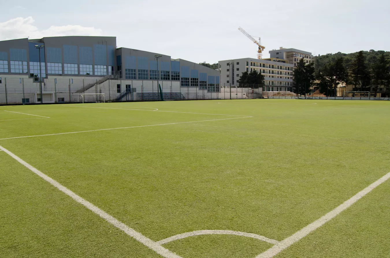 Iznajmljivanje vanjskih sportskih terena 