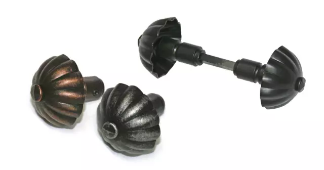 Izradakovanihsvijećnjakaielemenata,Đelekovec,Koprivničkokriževačkažupanija,Hrvatska