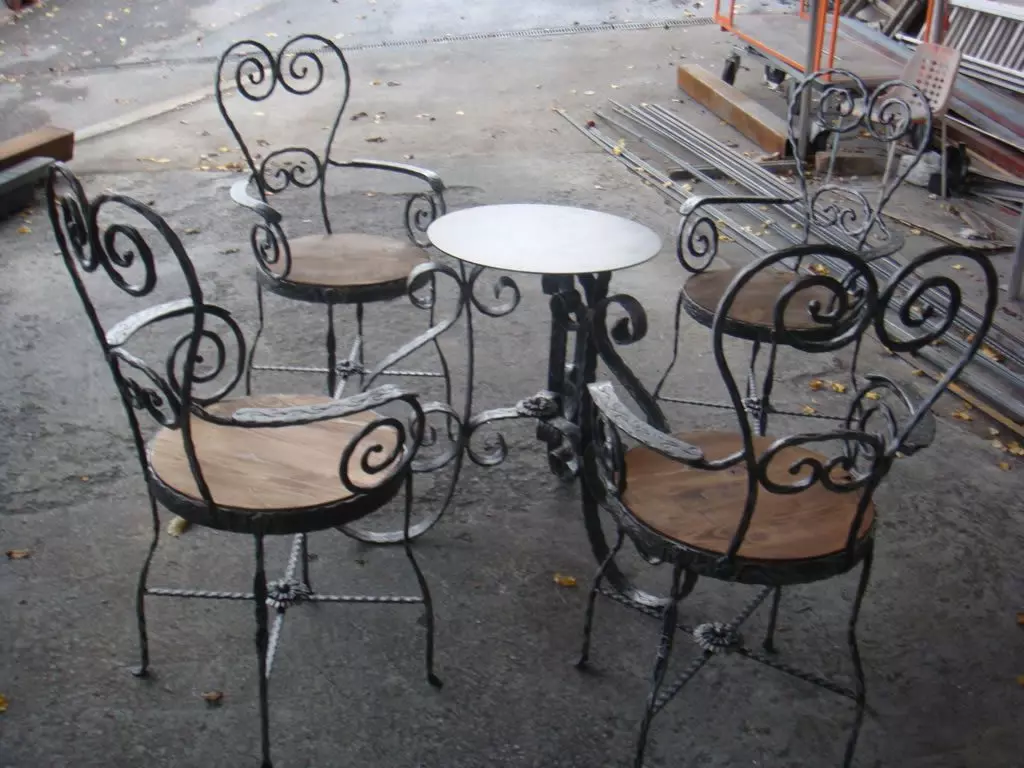 IzradametalnognamjestajaZagrebHrvatska2