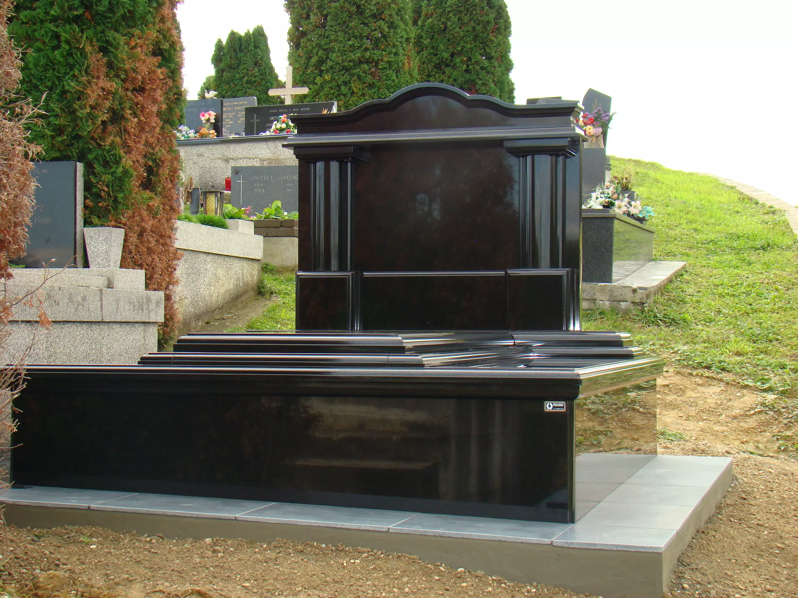 Izrada nadgrobnih spomenika u Zaboku Hrvatska