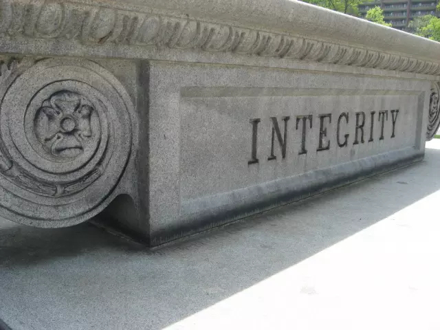 Izradaspomenikaigrobnicasvihveličina,Dicmo,Hrvatska3