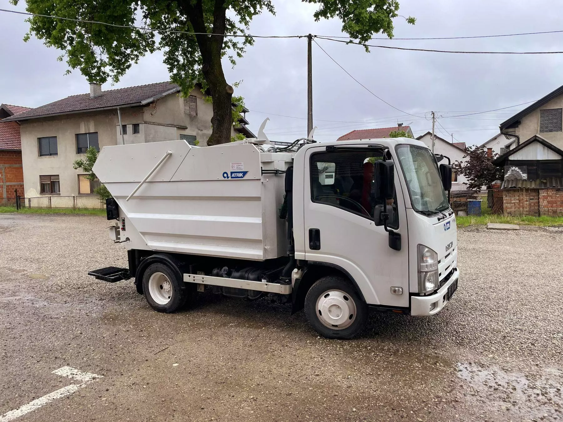 Stolovi Izrada stolova u Prijedoru