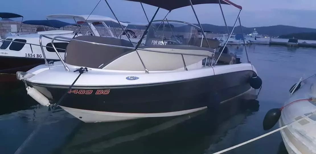 Jednodnevniizletibrodom,charterinajamplovilaBiogradnaMoru6