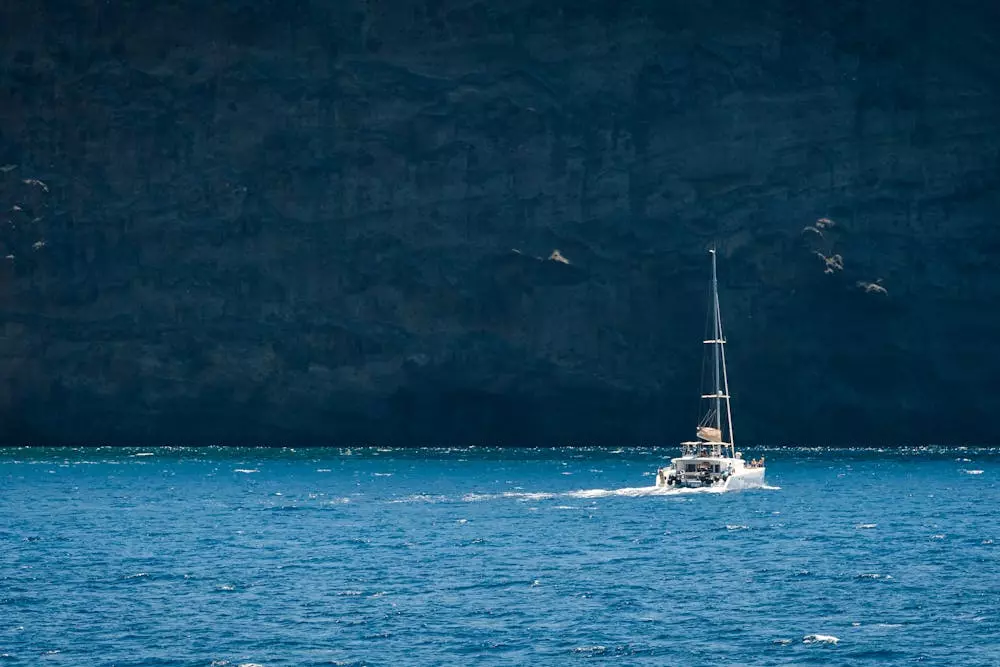 Jedrenje s izletima, Korčula