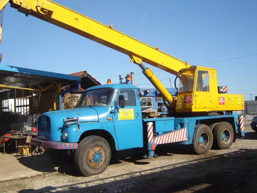Usluga autodizalicama u Svetoj Nedelji
