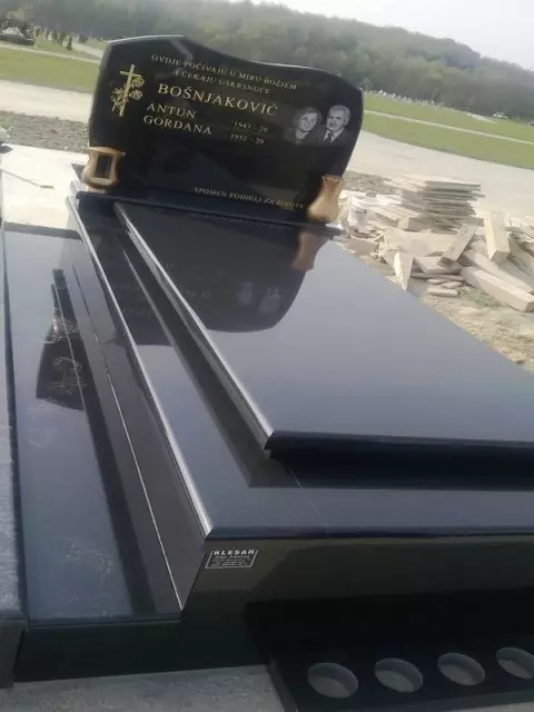 Kamenestepeniceiklupčice,Molve,Koprivničko-križevačkažupanija2