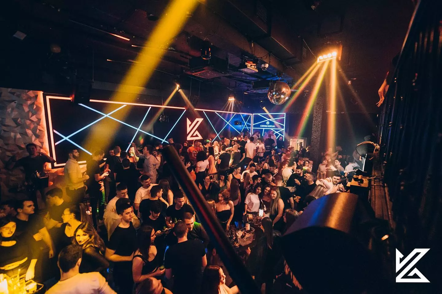 Najbolji provod i muzika, klub Najbolji provod i muzika Split, Hrvatska