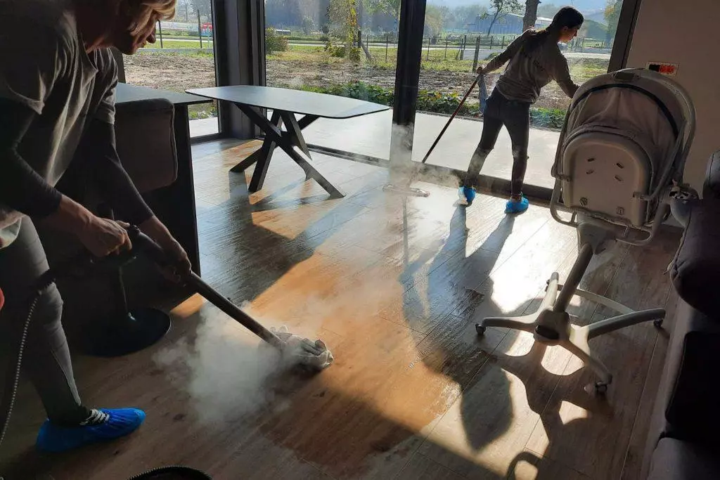 Kemijsko čišćenje stana i garniture Kemijsko čišćenje garnitura i stanova u Samoboru Hrvatska