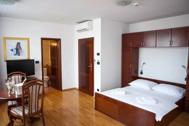 Kompletnoopremljenesobezanoćenje,smještajZagreb3