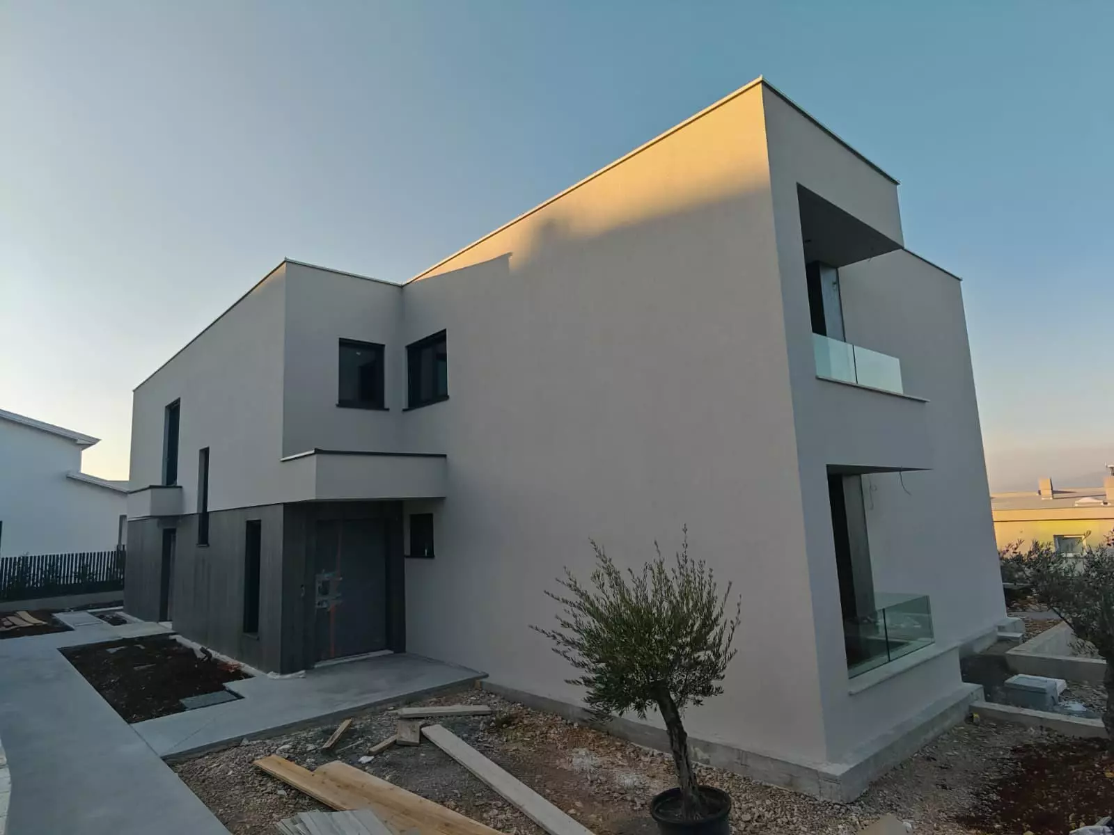 Kompletno postavljanje fasade i žbukanje u Rijeci