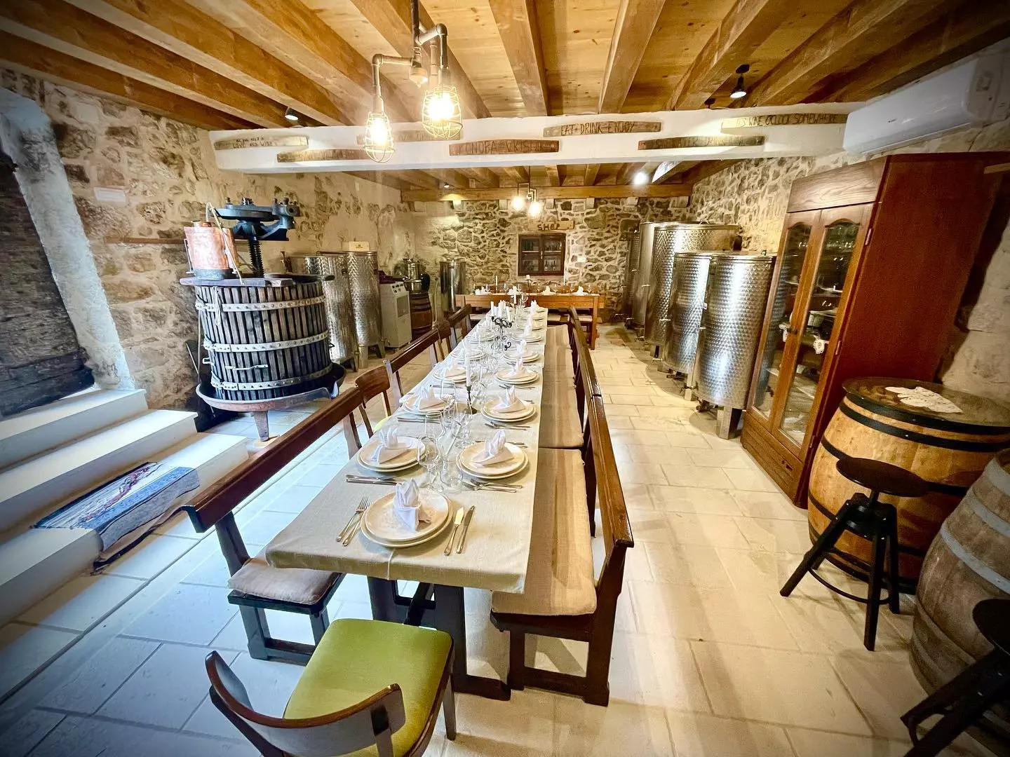 Konoba Vrisnik, specijaliteti Konoba Vrisnik Jelsa, Hvar