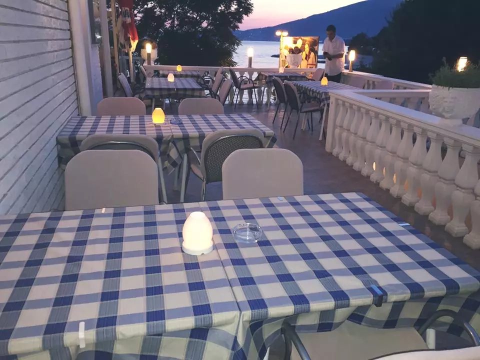 KonobapizzeriaOkrugGornji3