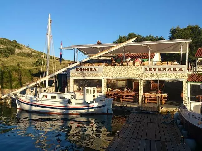 Kornatskajanjetina,Kornati,Murter