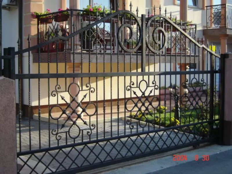 Kovane,inoxogradeinamještajuzmetalnekonstrukcije,Okučani7