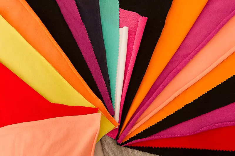 Krojačkeuslugezadizajneremuške,ženskeipromoodjeće,Zagreb7