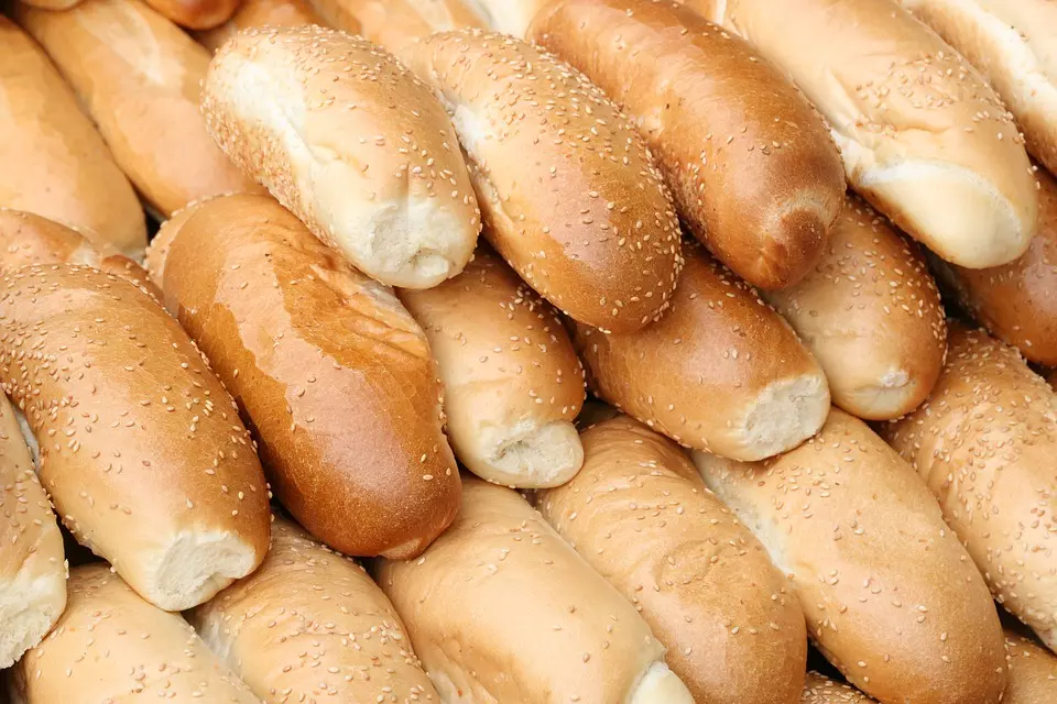 Kruh,peciva,kolači,pekara,Novi_Marof