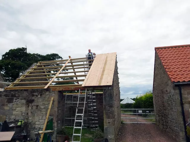 Kvalitetnikrovopokrivačkiilimarskiradovi,KrajDonji3