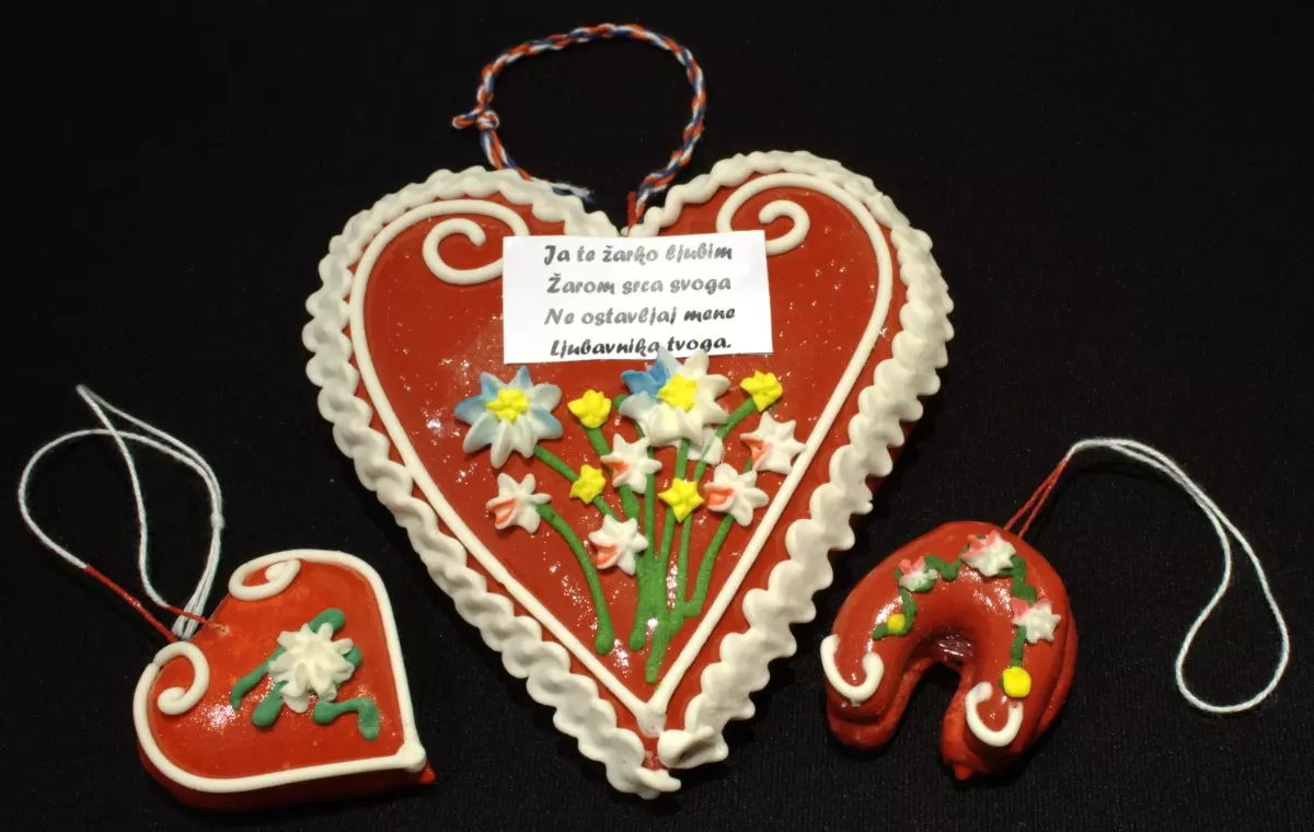 KvalitetnisuveniriipoklongalerijaZagreb2