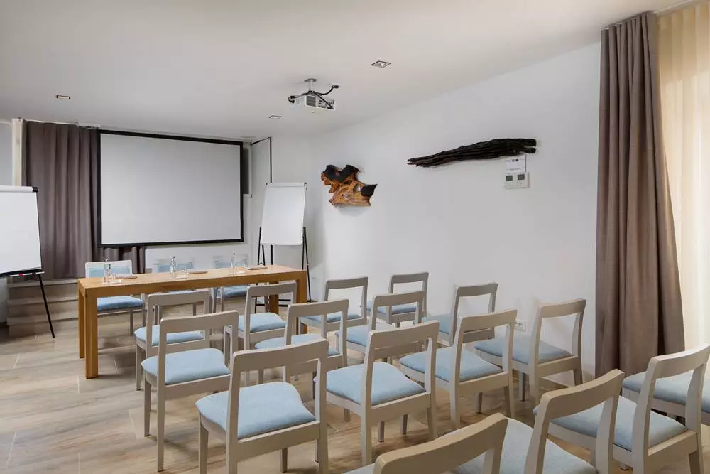 Kongresna dvorana za team building, događanja Kongresna dvorana za team buildinge Bale, RH