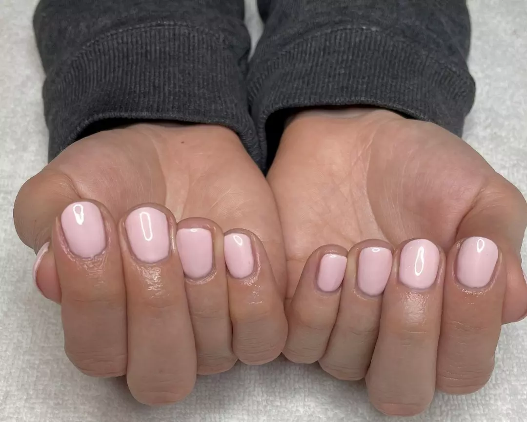 Kvalitetne usluge trajnog laka i ugradnje noktiju, Zagreb, Hrvatska