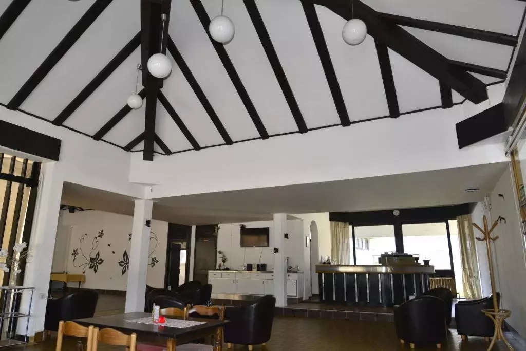 Motel Gračac, Hrvatska