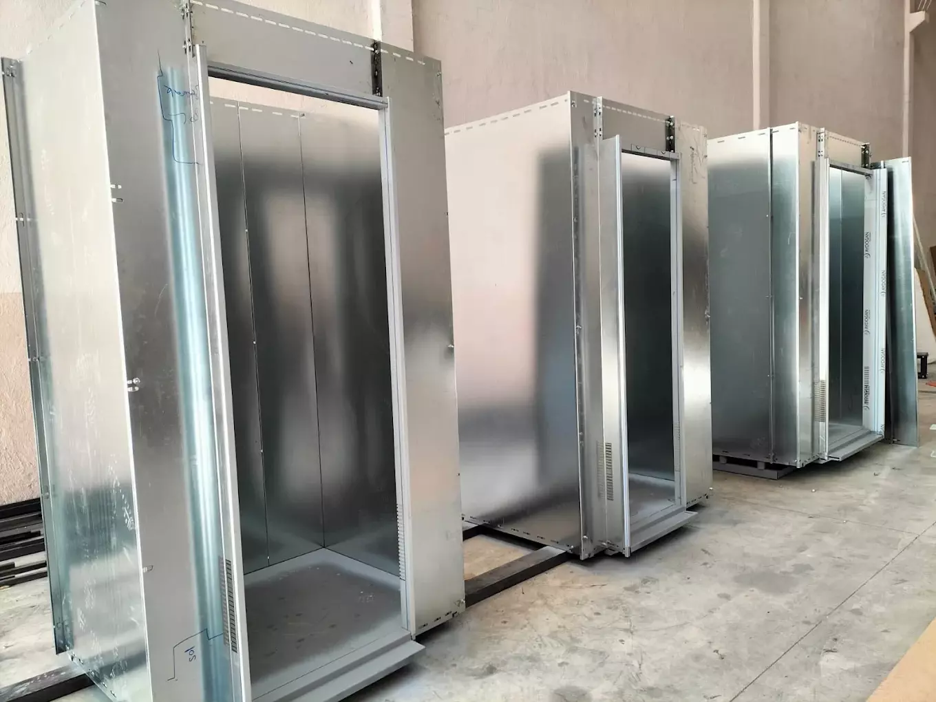 Postavljanje i servis liftova Ugradnja i servis liftova u Sarajevu