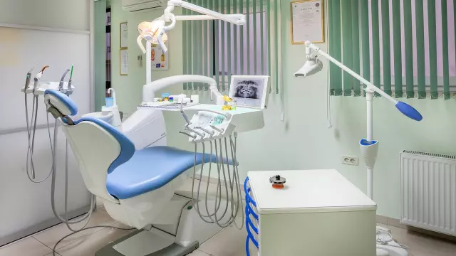 Liječenjezubiiedodoncija,Makarska