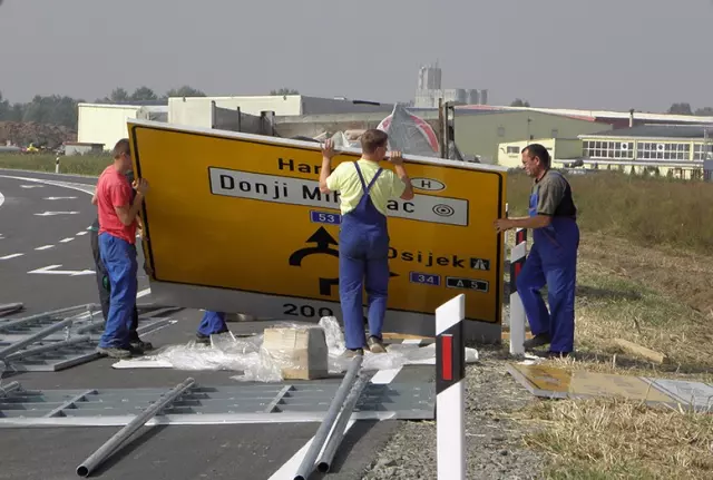 Limarijaivisokogradnja,Križ Limarijaivisokogradnja,Križ