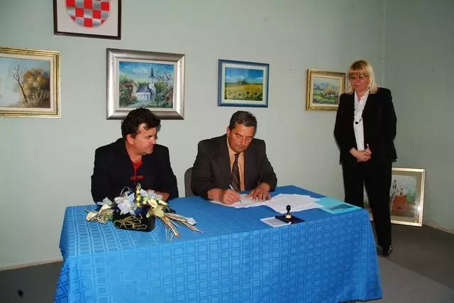 Jedinica lokalne uprave i samouprave-Općina Nova Rača