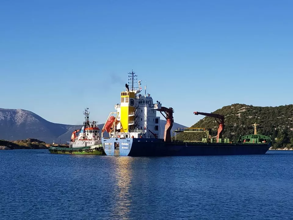 Prihvat smeća brodom grad Ploče, Hrvatska