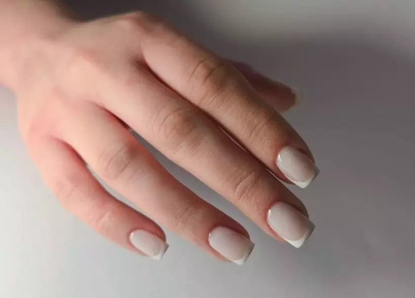 Trajni lak i ugradnja noktiju Osijek, Hrvatska