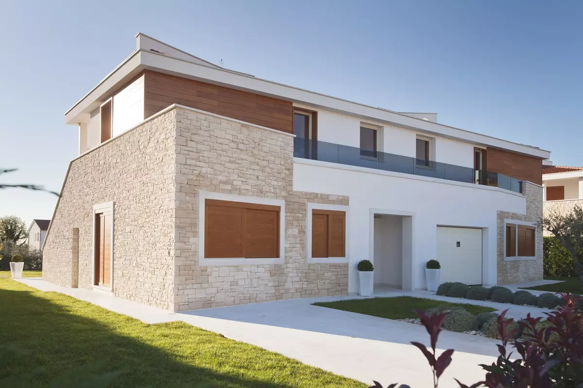 Prodaja vlastitih nekretnina grad Labin