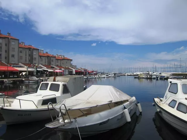 MarinaBiograd,suhivez,carinskoskladište,osiguranje,BiogradnaMoru,Zadar2 MarinaBiograd,suhivez,carinskoskladište,osiguranje,BiogradnaMoru,Zadar2