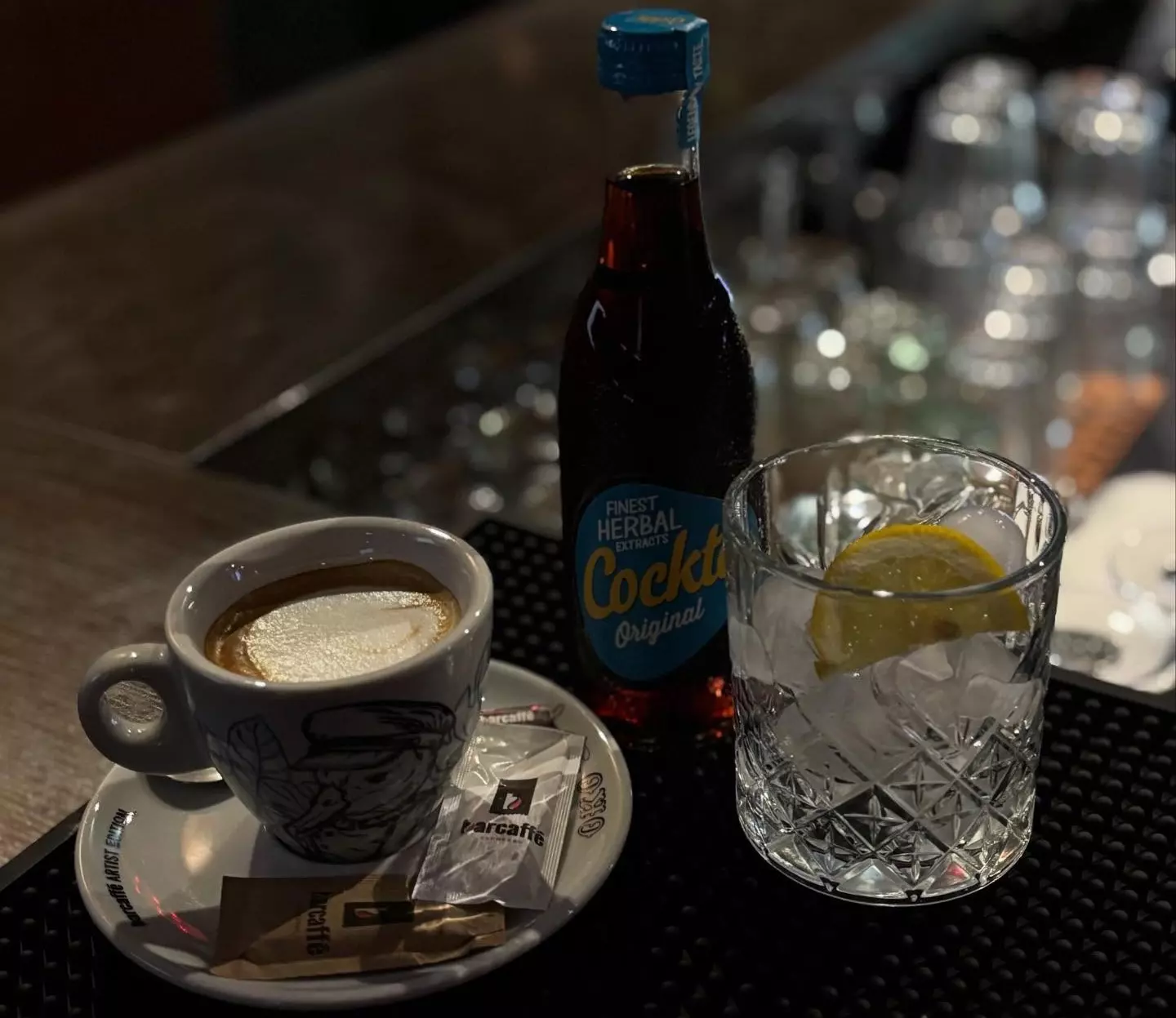 Caffe bar s velikim izborom pića Zadar, Hrvatska