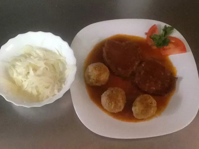 Mesnispecijalitetisaroštilja,Pula,Istarskažupanija,Hrvatska