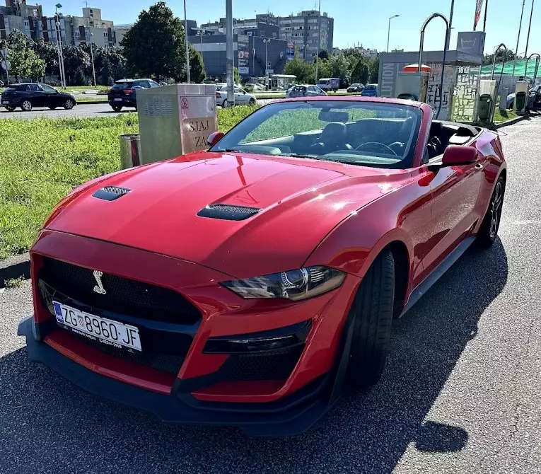 Najam sportskih i luksuznih vozila grad Zagreb