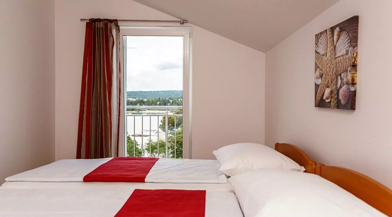 Najam apartmana uz restoran - Malinska Najam apartmana uz restoran Malinska