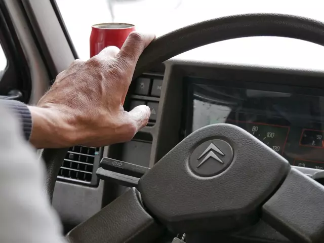 Najam kombija i dostava paketa Split