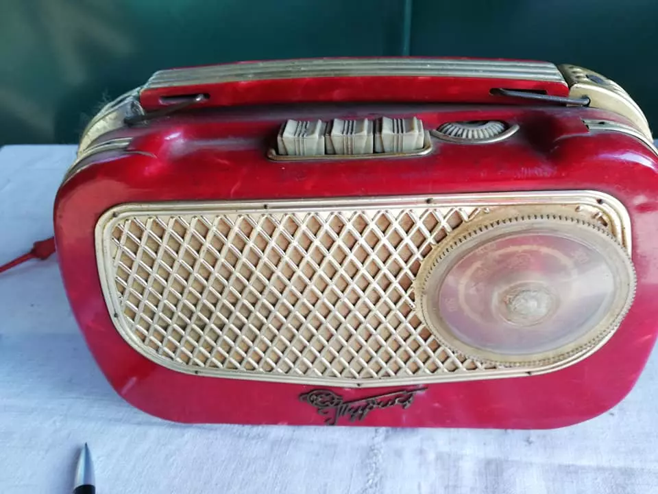 Virtualna kolekcija radio aparata u RH