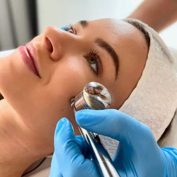 Njega lica i tijela Njega lica i tijela Bijeljina