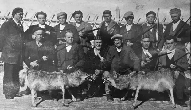 Njegovanjelovačkeetikeiobičaja,PrimorskiDolac3