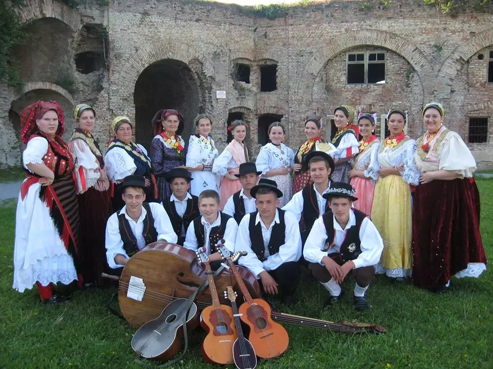 ObicajiSlavonijepjesmeiplesoviStaroTopolje7 ObicajiSlavonijepjesmeiplesoviStaroTopolje7