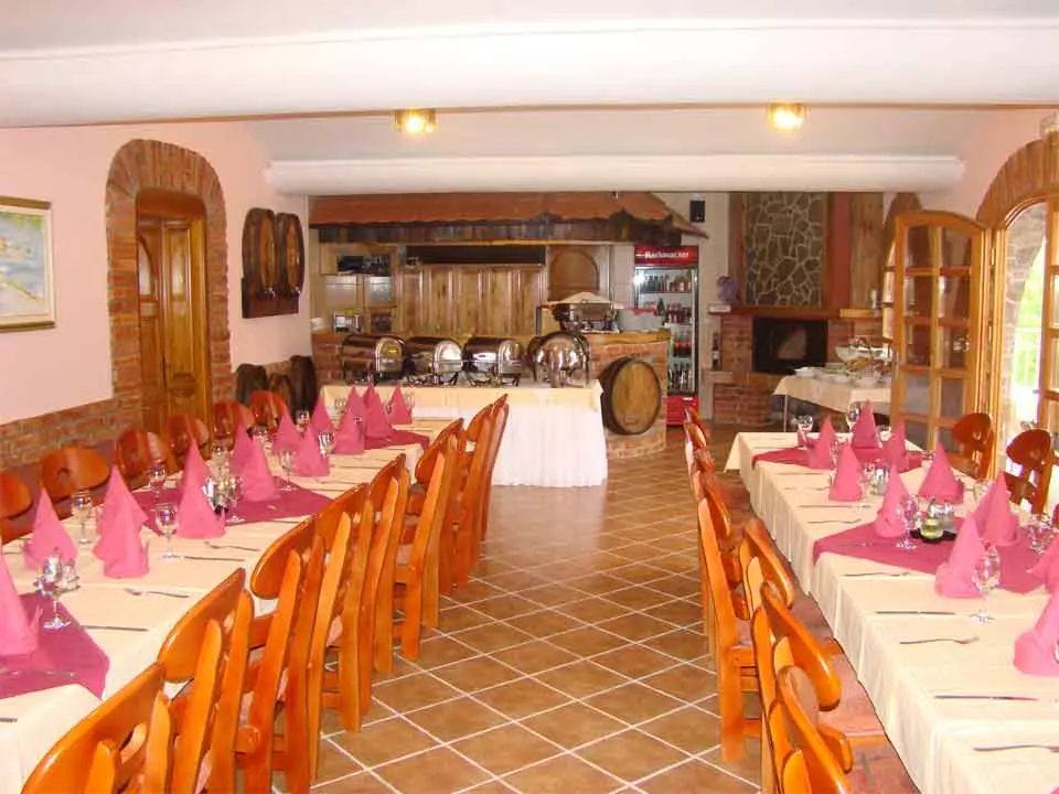 Obiteljski_hotel_Duga_Resa Obiteljski_hotel_Duga_Resa