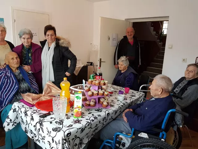 Obiteljskidomzastarijeinemoćneosobe,Novska