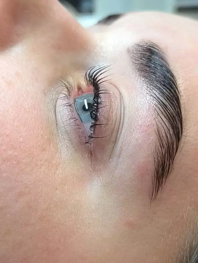 Oblikovanje obrva Korčula