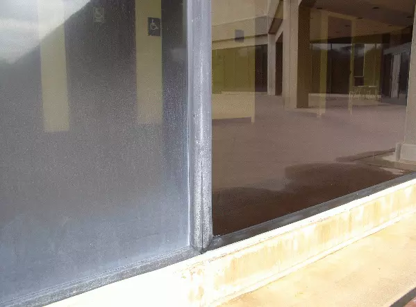 Obnova_staklenih_povrsina